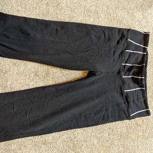 Lululemon capris